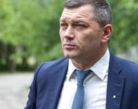 Поворозник показал повестку на допрос в пятницу