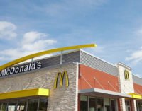 McDonald’s планирует постепенно открывать для посетителей свои рестораны в США