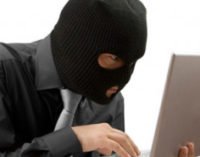 За объявления в интернете накажут мужчину из Харьковской области