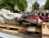 В Антверпене демонтировали памятник королю Леопольду Второму