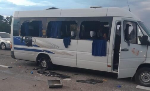 Под Харьковом расстреляли автобус организации «Патриоты — за жизнь»
