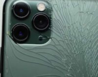 Новый флагман Samsung оказался крепче iPhone 11 Pro Max в тесте на падения
