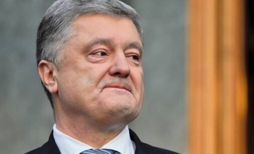 Кочетков: У Порошенко хватает средств на многомиллионные избирательные кампании, на то, чтобы заплатить кредит, денег нет. Поэтому платить будут рядовые украинцы