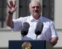 Лукашенко заявил, что не собирается бежать из страны