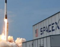 В SpaceX сообщили, почему отложили запуск ракеты с астронавтами на борту