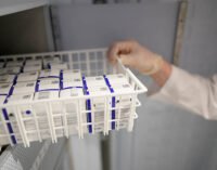 В Украине официально запретили российскую вакцину