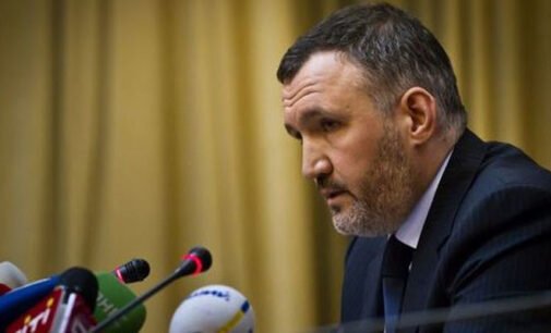 Кузьмин: Панический страх перед Медведчуком заставил Зеленского вышвырнуть на улицу полторы тысячи журналистов и сотрудников ненавистных ему телеканалов