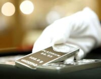 Цены на платину выросли до шестилетнего максимума