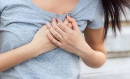 «Позаботьтесь об этом заранее»: кардиолог рассказала, как важно различать боль в груди