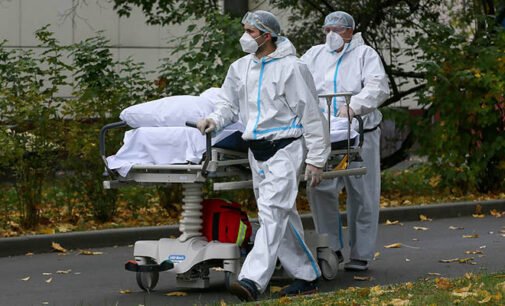 В России новый максимум случаев COVID-19 и летальных исходов