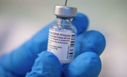 Вакцина Pfizer эффективна более чем на 90% при прививании детей