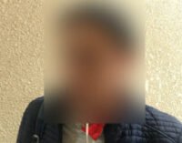 Вдарив пляшкою та забрав смартфон: тернопільські патрульні затримали нічного грабіжника