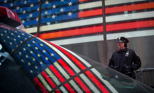 Власти США назвали вакцины от коронавируса, с которыми будут пускать в страну
