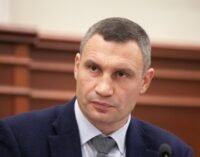Кличко призвал не оставлять авто у вокзала, иначе их могут даже конфисковать