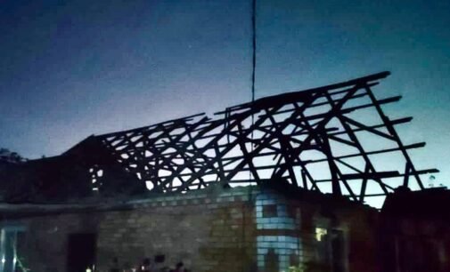 Росіяни випустили майже 40 снарядів по Нікополю, пошкоджені багатоповерхівки