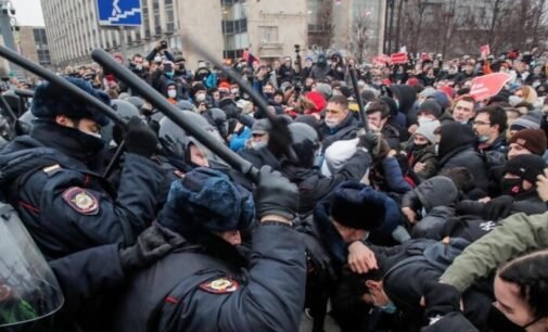 Только украинский флаг в Севастополе, или Что сможет изменить Россию
