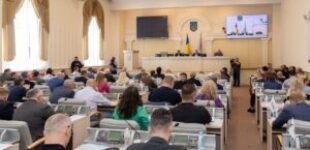 Підтримка Сил Оборони, прифронтових громад, кошти на укриття та реконструкцію медзакладів: основні рішення сесії обласної ради