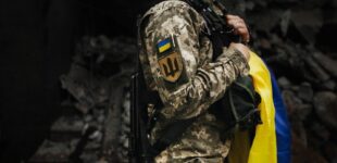 Раненые военные имеют право на денежную помощь от государства: детали