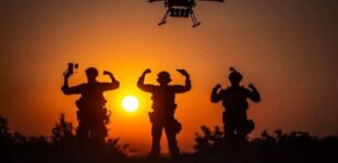 Депутаты предлагают усилить ответственность военных за отказ выполнить приказ