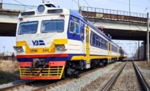УЗ попередила про зміни маршрутів низки поїздів через обстріли РФ